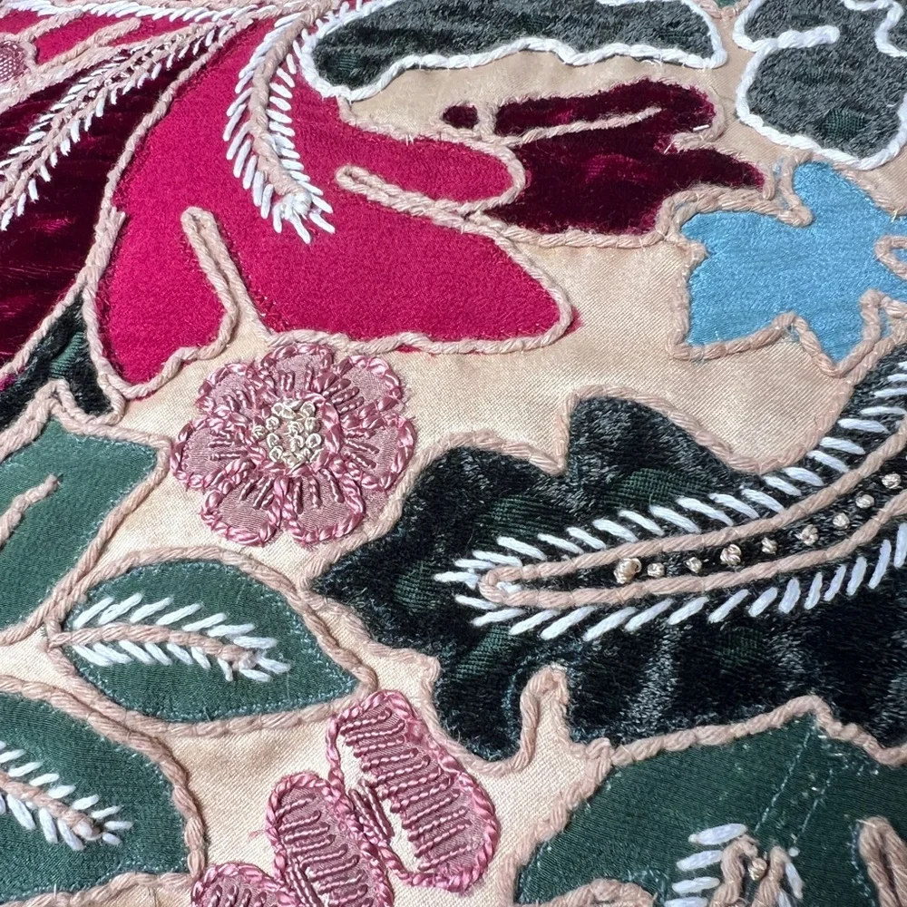 Ralph Lauren Red Silk Velvet Appliqué Floral Decorative Pillow 22″ x 22″ NWT